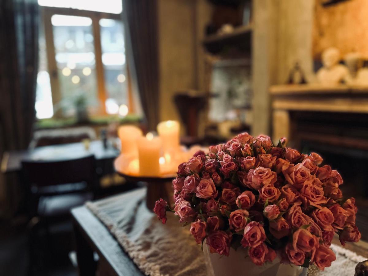 Edouard Garden Cafe Guest Room Дюрби Екстериор снимка